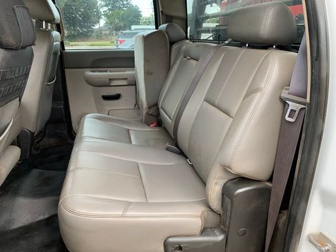 Used 2013 Chevrolet Silverado 3500 W/T AWD/4WD image 16