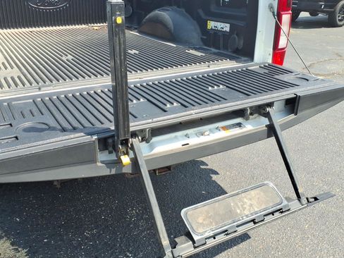 Certified 2020 Ford F250 Lariat w/ Lariat Ultimate Package AWD/4WD image 17