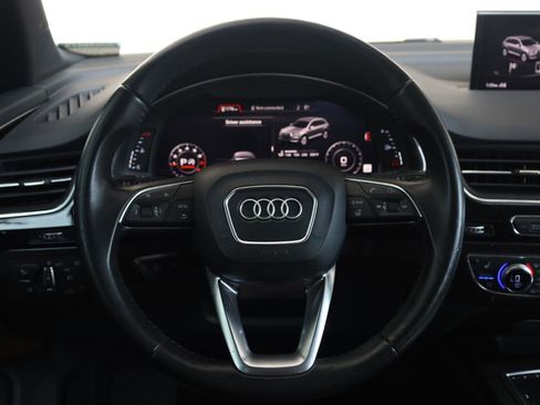 Used 2018 Audi Q7 3.0T Prestige w/ Prestige Package AWD/4WD image 38