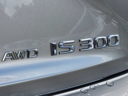 Used 2017 Lexus IS 300 AWD w/ Premium Package image 12