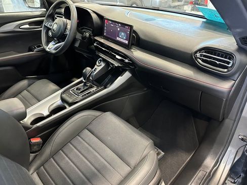Used 2023 Dodge Hornet GT w/ GT Blacktop Package AWD/4WD image 33