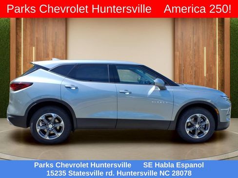 Certified 2025 Chevrolet Blazer LT AWD/4WD image 34