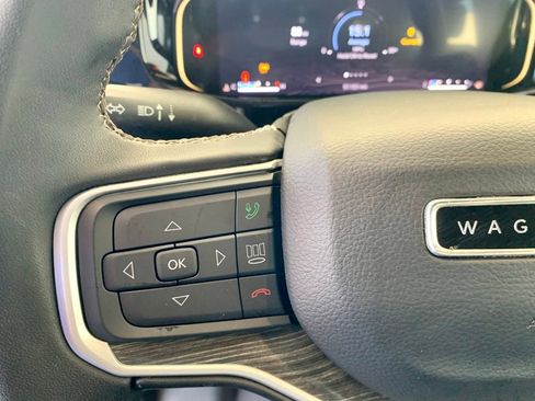 Used 2022 Jeep Wagoneer Series III w/ Convenience Group I RWD image 31