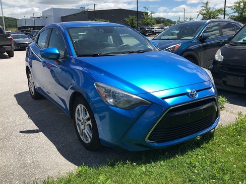 Used 2017 Toyota Yaris iA FWD image 1