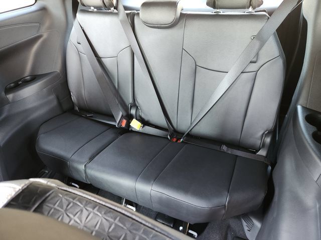 New 2026 Toyota Sienna XLE Woodland Edition AWD/4WD image 27