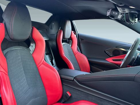 Used 2024 Chevrolet Corvette Stingray Preferred Conv w/ Z51 Performance Package image 27