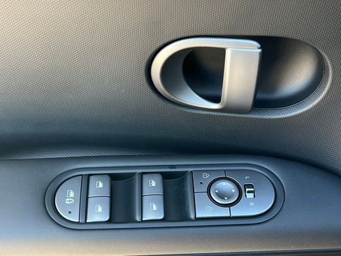 New 2026 Hyundai Ioniq 5 SE image 22