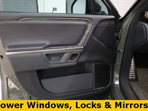 Used 2022 Rivian R1T Launch Edition image 51