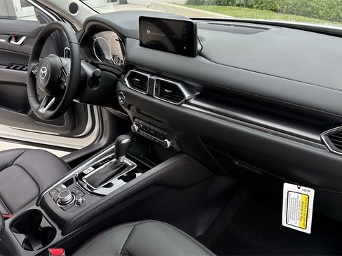 New 2025 MAZDA CX-5 Carbon Edition image 33