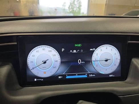 Used 2024 Hyundai Tucson Limited AWD/4WD image 13