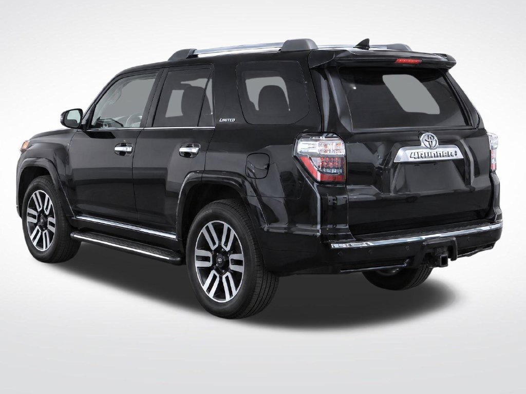 Used 2023 Toyota 4Runner Limited RWD image 4