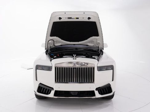 Used 2026 Rolls-Royce Cullinan AWD/4WD image 52
