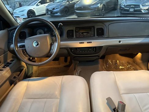 Used 2008 Mercury Grand Marquis LS image 27