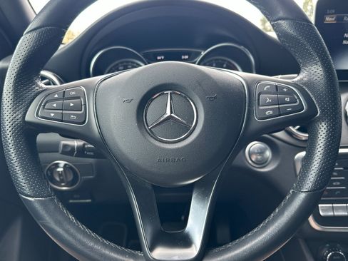 Used 2020 Mercedes-Benz GLA 250 GLA 250 image 21