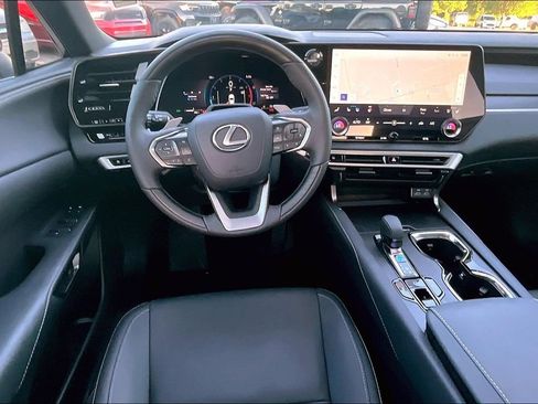 Used 2025 Lexus RX 350 Premium w/ Convenience Package FWD image 5