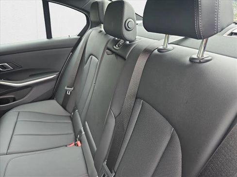 Used 2024 BMW 330e w/ Convenience Package image 18