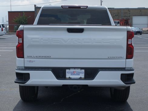 Used 2024 Chevrolet Silverado 1500 Custom AWD/4WD image 3