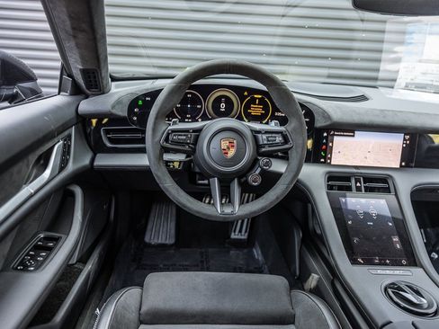 Used 2025 Porsche Taycan Turbo GT image 12