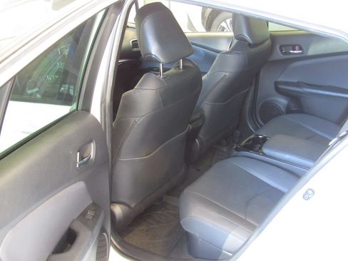 Certified 2019 Toyota Prius Prime Advanced w/ Carpet Mat Package FWD image 15