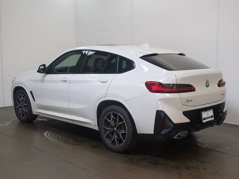 Used 2023 BMW X4 xDrive30i w/ M Sport Package AWD/4WD image 6
