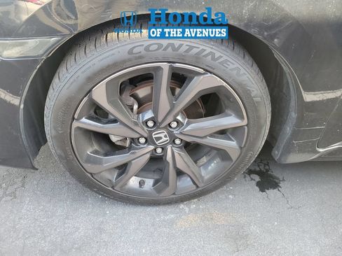 Used 2020 Honda Civic Sport image 4
