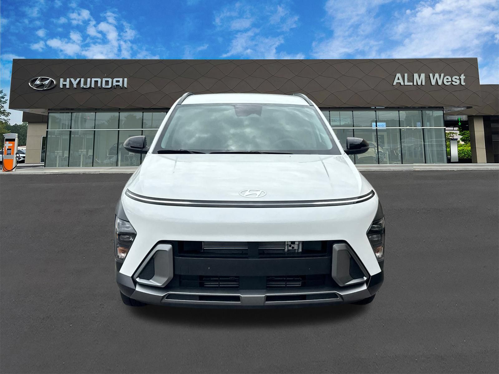 Used 2026 Hyundai Kona SEL Premium FWD image 2