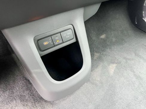 New 2026 Hyundai Ioniq 5 SEL image 22