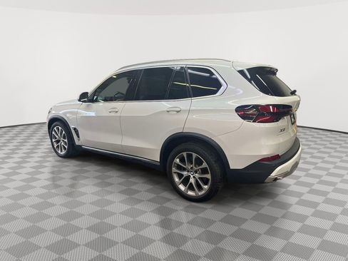 Used 2024 BMW X5 xDrive40i w/ Premium Package AWD/4WD image 5