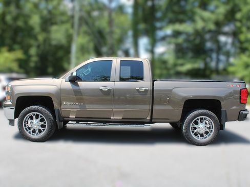 Used 2015 Chevrolet Silverado 1500 LT w/ All Star Edition AWD/4WD image 5