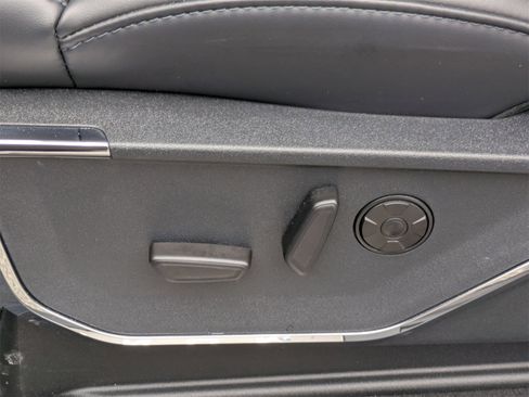 New 2025 Ford F250 Platinum w/ FX4 Off-Road Package image 21