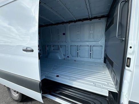 New 2026 Mercedes-Benz Sprinter 2500 image 22