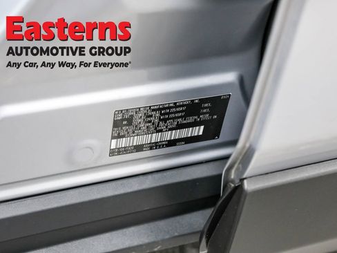 Used 2024 Toyota RAV4 XLE image 33