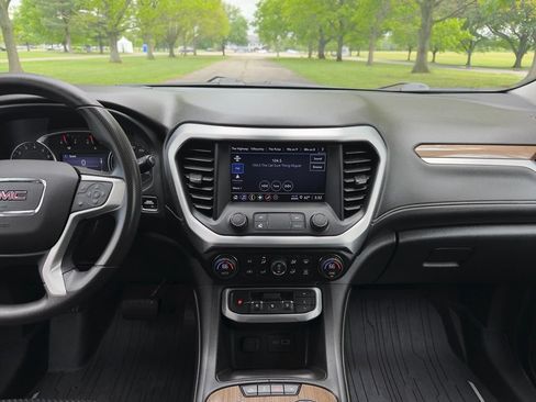 Used 2021 GMC Acadia SLE w/ Driver Convenience Package AWD/4WD image 4