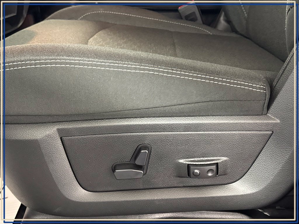 Certified 2026 RAM 2500 Big Horn AWD/4WD image 30