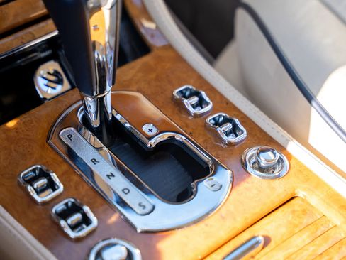 Used 2009 Bentley Arnage R image 16