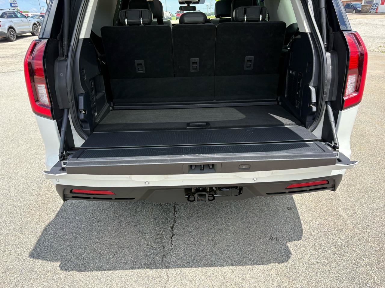Used 2025 Ford Expedition Active AWD/4WD image 57