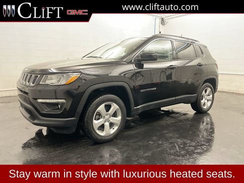 Used 2018 Jeep Compass Latitude w/ Popular Equipment Group AWD/4WD image 1