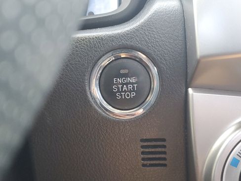 Used 2015 Toyota 4Runner Limited image 24