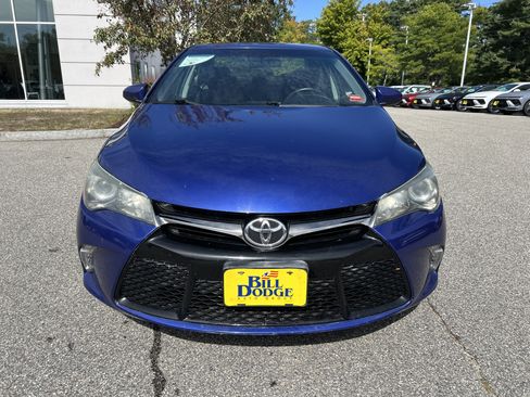 Used 2016 Toyota Camry XSE w/ Moonroof Package FWD image 2
