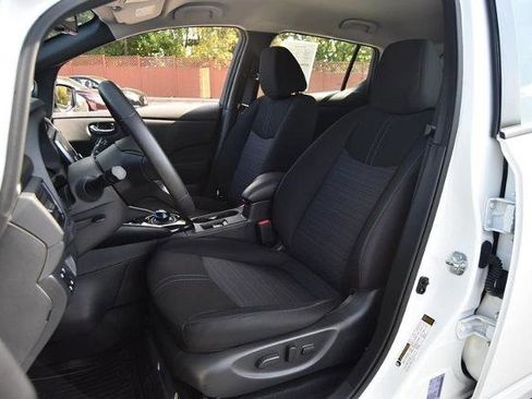 Used 2024 Nissan Leaf SV Plus image 19