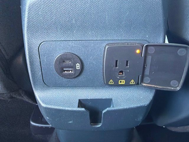 Used 2024 Ford Maverick XLT w/ XLT Luxury Package FWD image 17