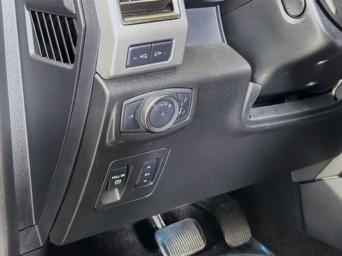 Used 2020 Ford F150 Raptor w/ Equipment Group 802A Luxury AWD/4WD image 12