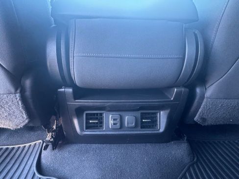 Used 2019 Chevrolet Silverado 1500 LT w/ All-Star Edition image 11