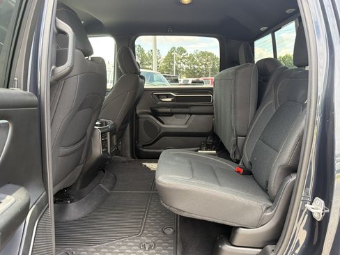 Used 2025 RAM 1500 Big Horn RWD image 28
