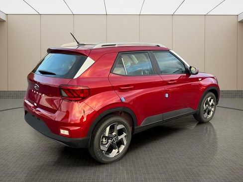 New 2026 Hyundai Venue SEL image 3