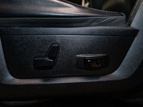 Used 2014 RAM 1500 Sport w/ Sport Premium Group image 20