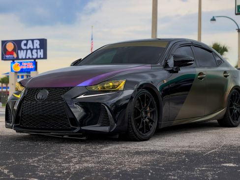 Used 2017 Lexus IS 200t F Sport image 4