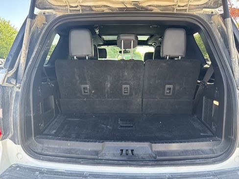 Used 2022 Ford Expedition Platinum AWD/4WD image 14