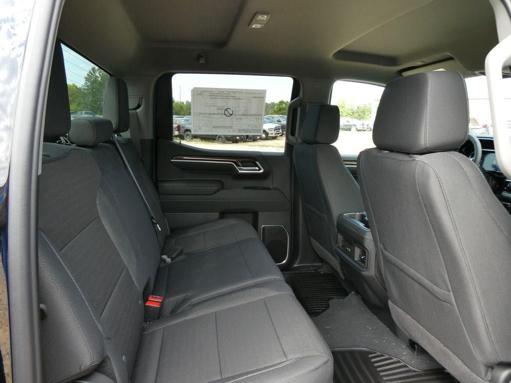 New 2026 Chevrolet Silverado 1500 RST AWD/4WD image 14