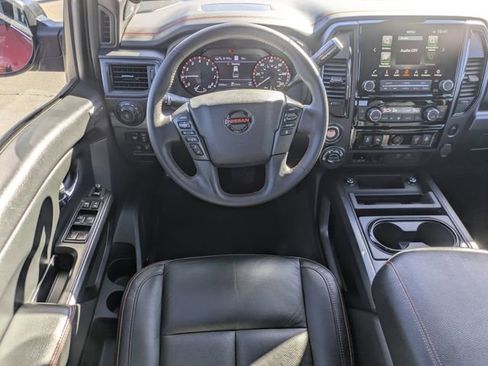 Used 2021 Nissan Titan PRO-4X w/ Pro-4x Convenience Package image 12